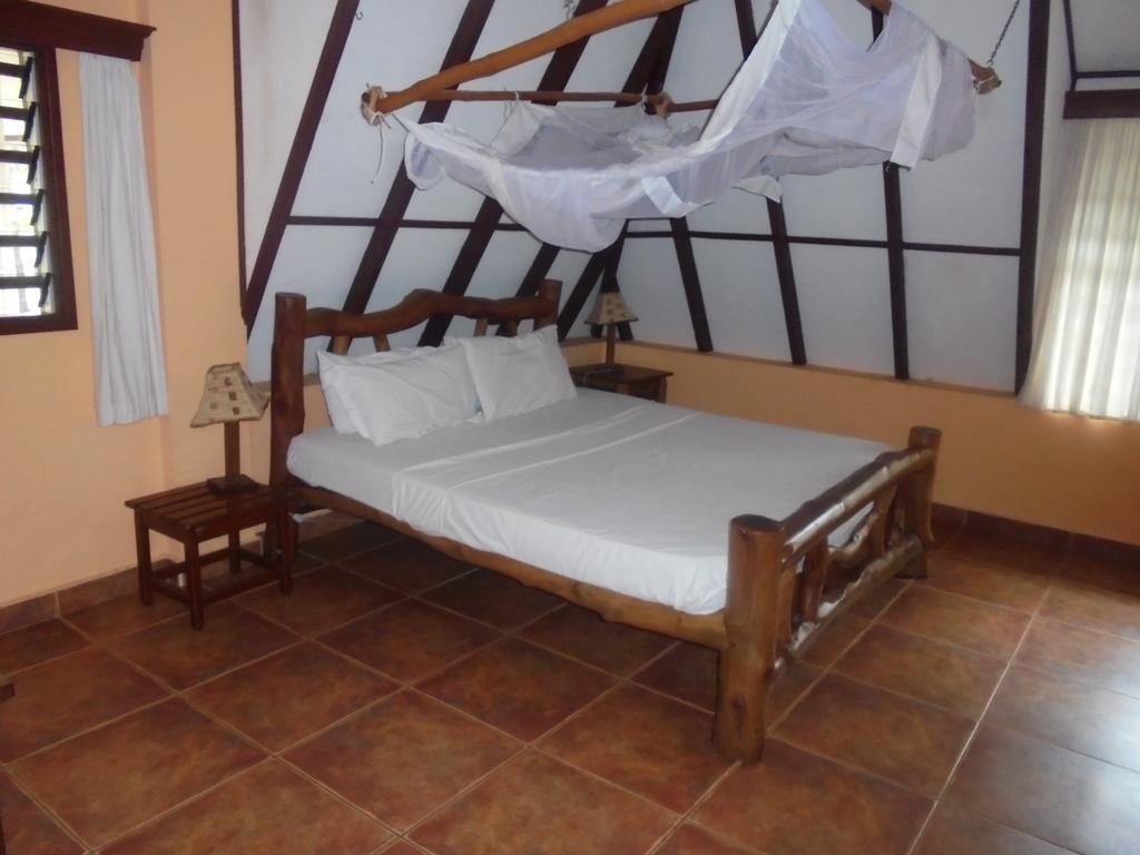 Sunset Villa Boutique Resort Diani Beach Esterno foto