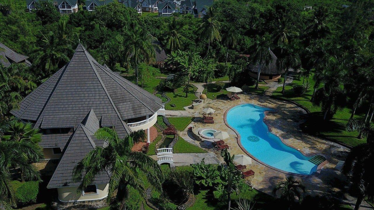 Sunset Villa Boutique Resort Diani Beach Esterno foto